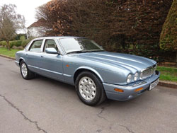 Jaguar XJ8